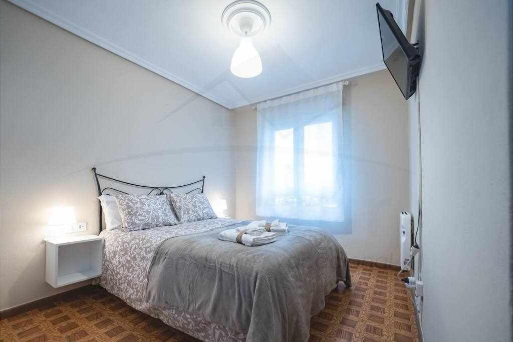 Apartament El Llar Del Gueelu Gijón Zewnętrze zdjęcie
