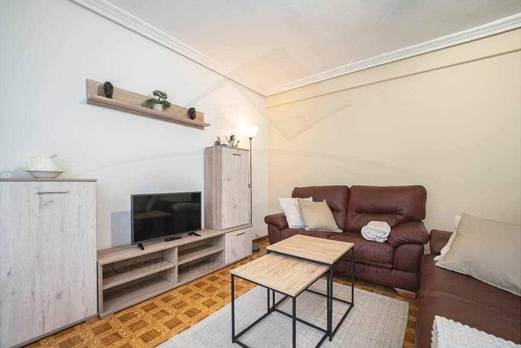 Apartament El Llar Del Gueelu Gijón Zewnętrze zdjęcie